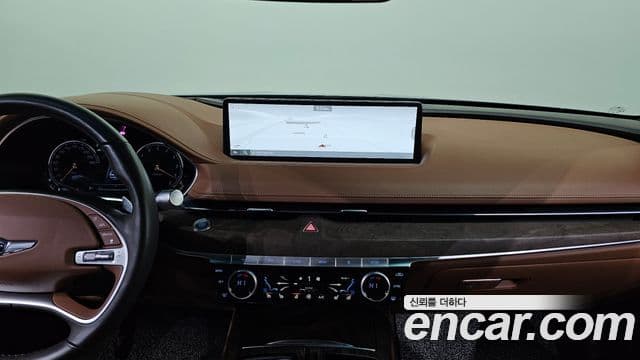 Genesis G80 2021 — ფოტო 18/20
