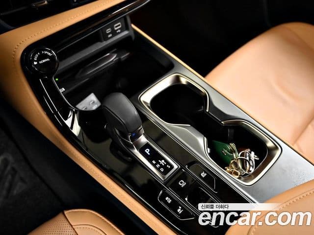 Lexus NX350h 2024 — ფოტო 7/20