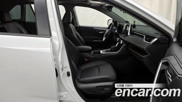Toyota RAV4 2024 — ფოტო 11/20