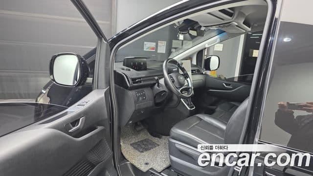 Hyundai Staria 2021 — Şəkil 10/20