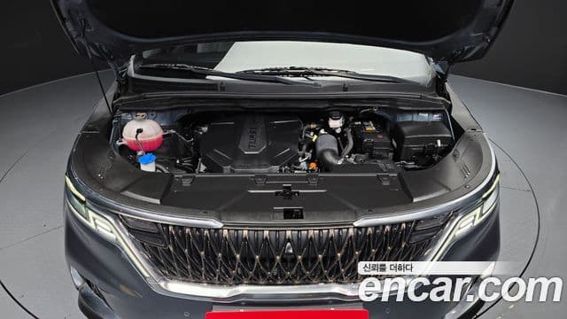 Kia Carnival 2020 — ფოტო 6/20