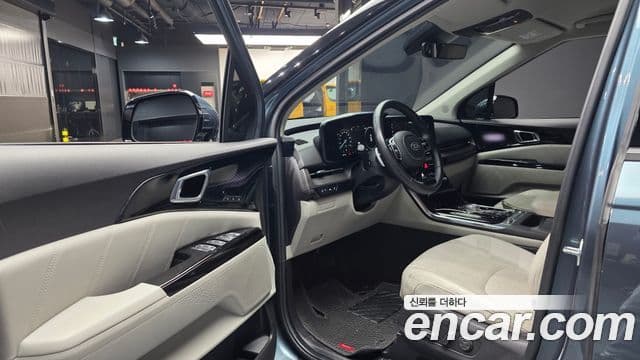 Kia Carnival 2020 — ფოტო 10/20