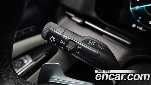 Kia Carnival 2020 — ფოტო 18/20