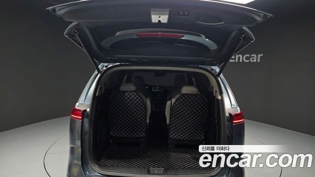Kia Carnival 2020 — ფოტო 20/20