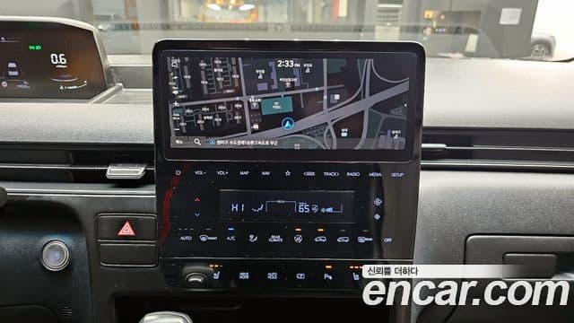 Hyundai Staria 2023 — Photo 18/20