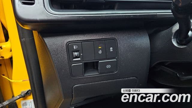 Hyundai Staria 2023 — Photo 13/20