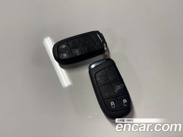 Jeep Renegade 2021 — Şəkil 20/20