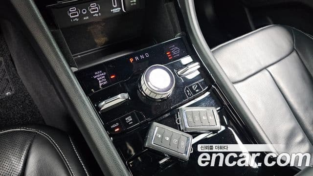 Jeep Grand Cherokee 2022 — ფოტო 9/20