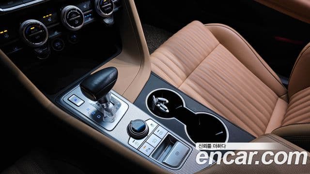 Genesis G70 2021 — Şəkil 9/20