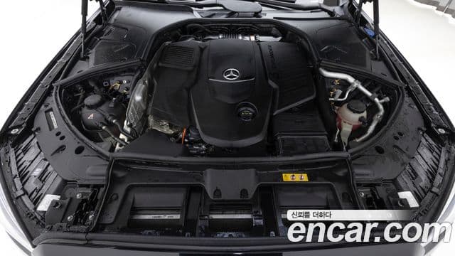 Mercedes-Benz S-Class 2025 — Фото 5/20