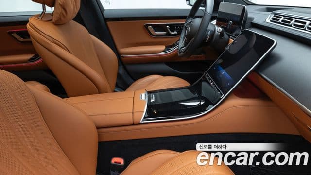 Mercedes-Benz S-Class 2025 — Фото 8/20