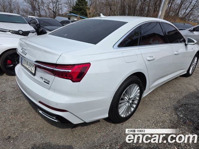 Audi A6 2021 — ფოტო 19/19