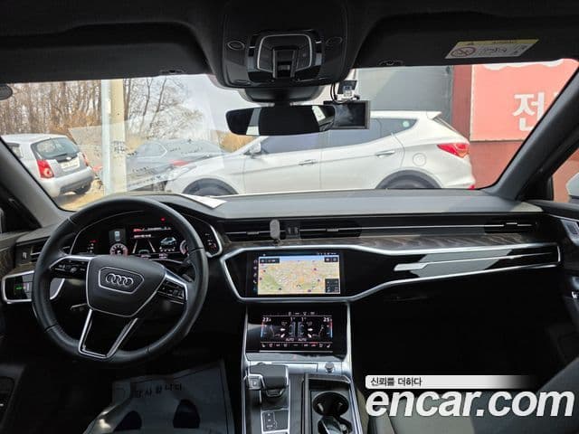 Audi A6 2021 — ფოტო 6/19