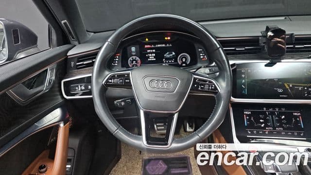 Audi A6 2020 — ფოტო 5/20