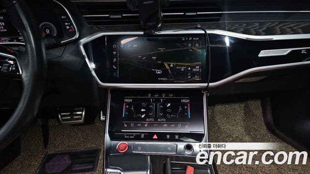 Audi A6 2020 — ფოტო 11/20