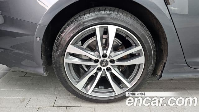 Audi A6 2022 — Photo 4/20
