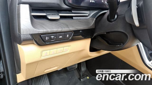 Kia Carnival 2023 — Şəkil 15/20
