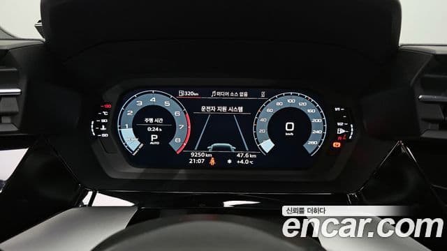 Audi A3 2024 — ფოტო 8/20