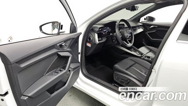 Audi A3 2024 — ფოტო 10/20