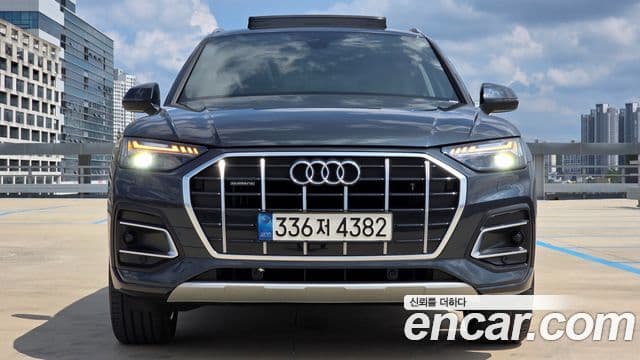 Audi Q5 2022 — Photo 3/20