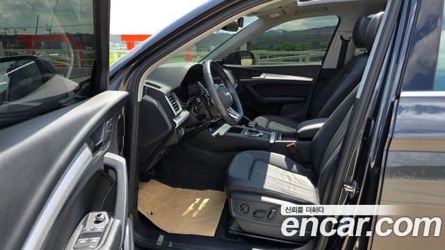 Audi Q5 2022 — Photo 16/20