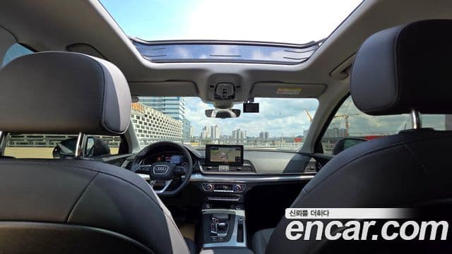 Audi Q5 2022 — Photo 14/20