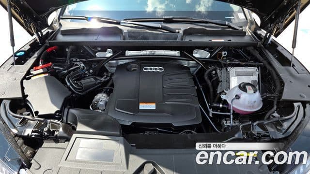 Audi Q5 2022 — Photo 19/20