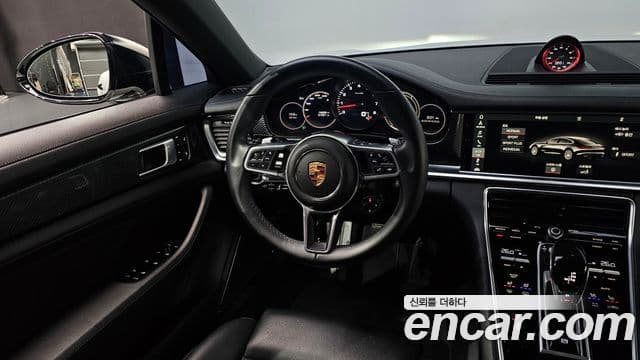 Porsche Panamera 2018 — Şəkil 1/20