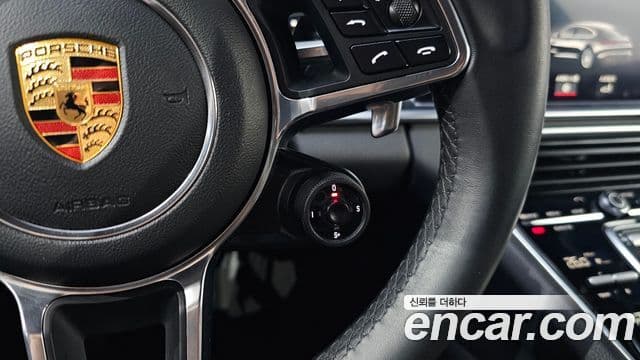 Porsche Panamera 2018 — Şəkil 11/20