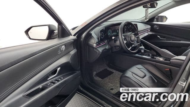 Hyundai Avante 2020 — ფოტო 8/20