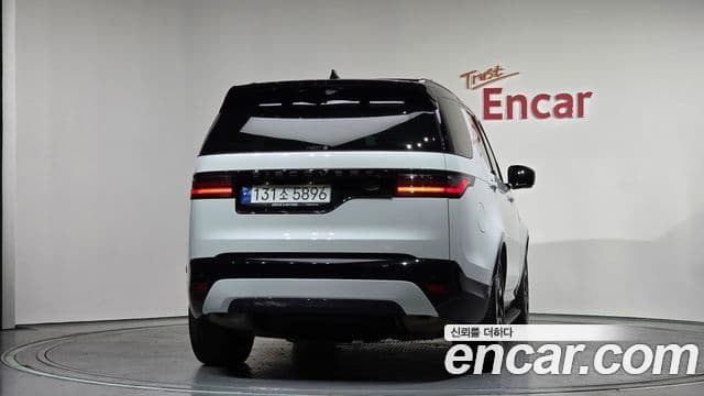Land Rover Discovery 5 2023 — Şəkil 4/20