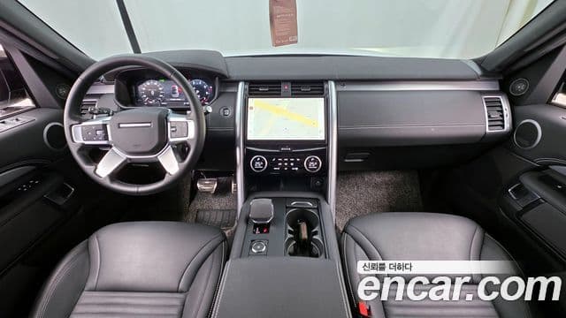 Land Rover Discovery 5 2023 — Şəkil 7/20