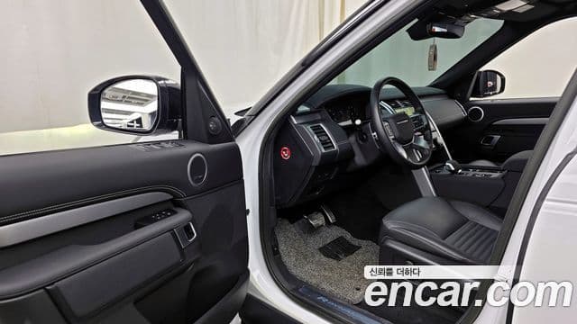 Land Rover Discovery 5 2023 — Şəkil 10/20