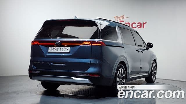 Kia Carnival 2020 — Фото 2/20