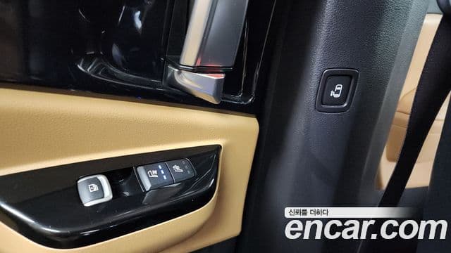 Kia Carnival 2020 — Фото 19/20