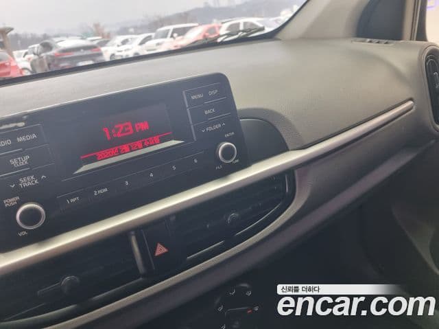 Kia All New Morning 2018 — Şəkil 15/15