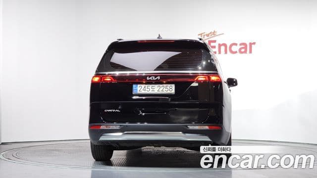 Kia Carnival 2023 — Şəkil 4/20