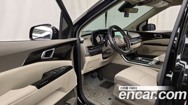 Kia Carnival 2023 — Şəkil 10/20