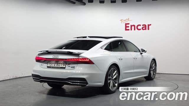 Audi A7 2020 — ფოტო 2/20