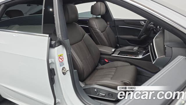 Audi A7 2020 — ფოტო 10/20