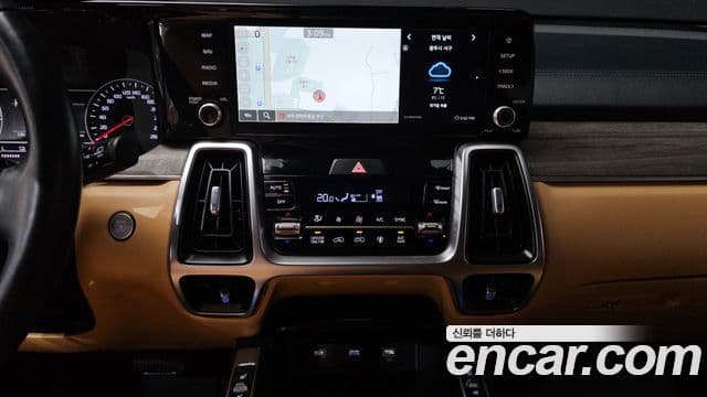 Kia Sorento 2022 — Фото 15/20