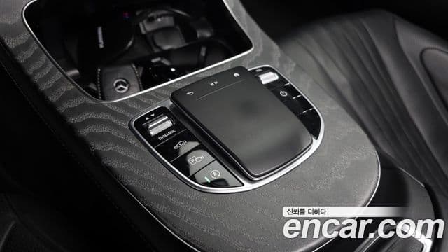 Mercedes-Benz CLS-Class 2021 — Photo 20/20