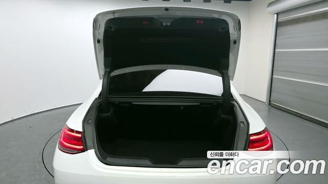Mercedes-Benz CLS-Class 2021 — Photo 4/20