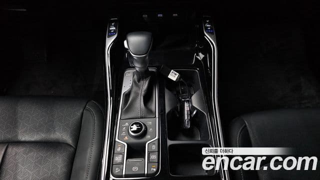 Kia Sorento 2021 — Фото 7/20