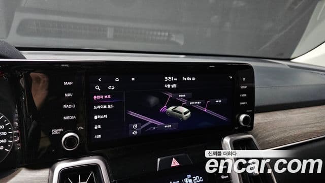 Kia Sorento 2021 — Фото 16/20