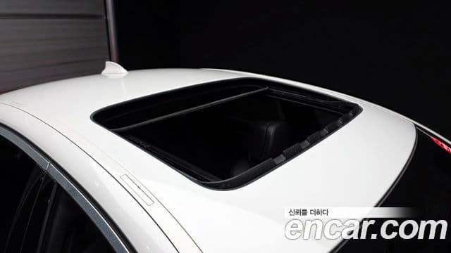 BMW 5 Series 2022 — Şəkil 19/20