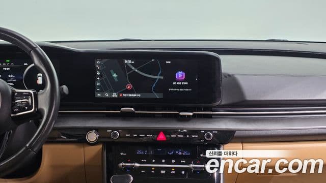 Kia Carnival 2021 — ფოტო 16/20