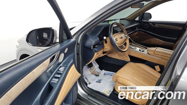 Genesis GV80 2021 — Photo 16/20