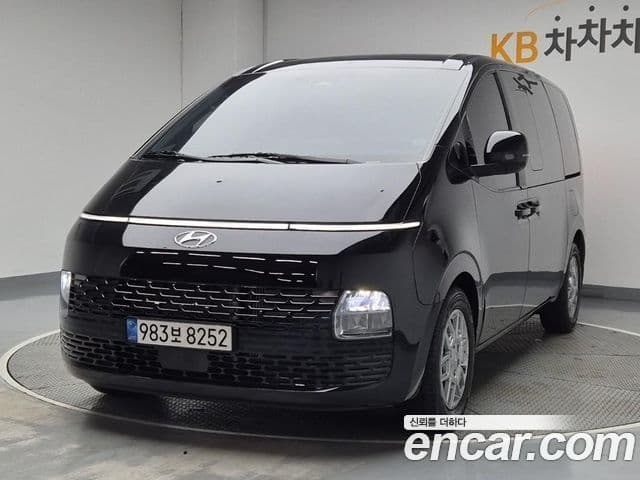 Hyundai Staria 2021 — ფოტო 19/19