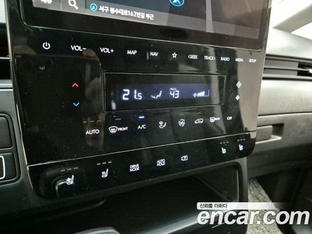 Hyundai Staria 2021 — ფოტო 15/19